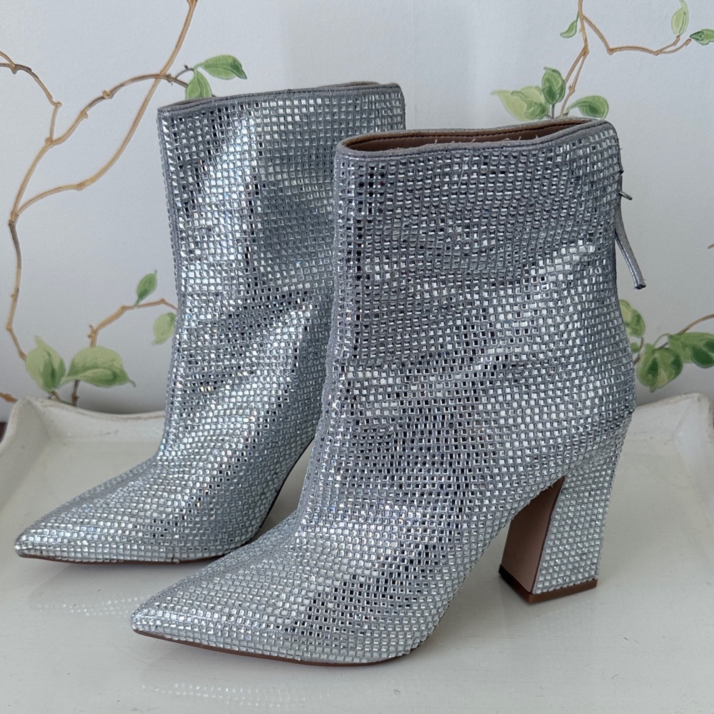 Steve Madden Silver Rhinestone Ankle Boots - Booties - Sasa-R - Size 8.5